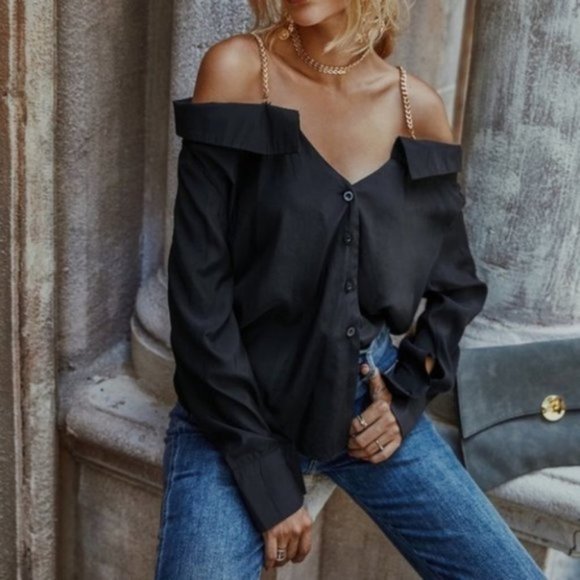 Contemporary modern Girl off shoulder Blouse Black - Picture 2 of 7